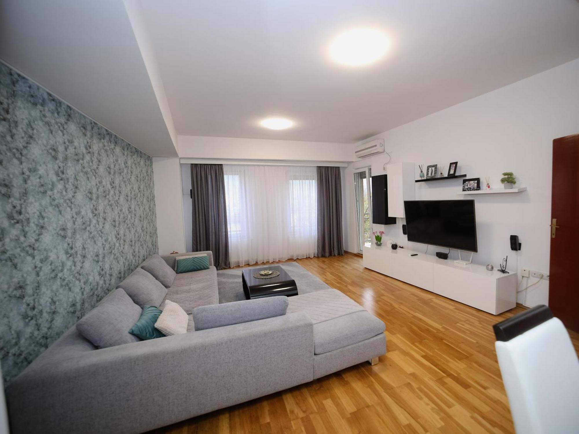 Iva Lux Stan Na Dan Apartment Баня Лука Екстериор снимка