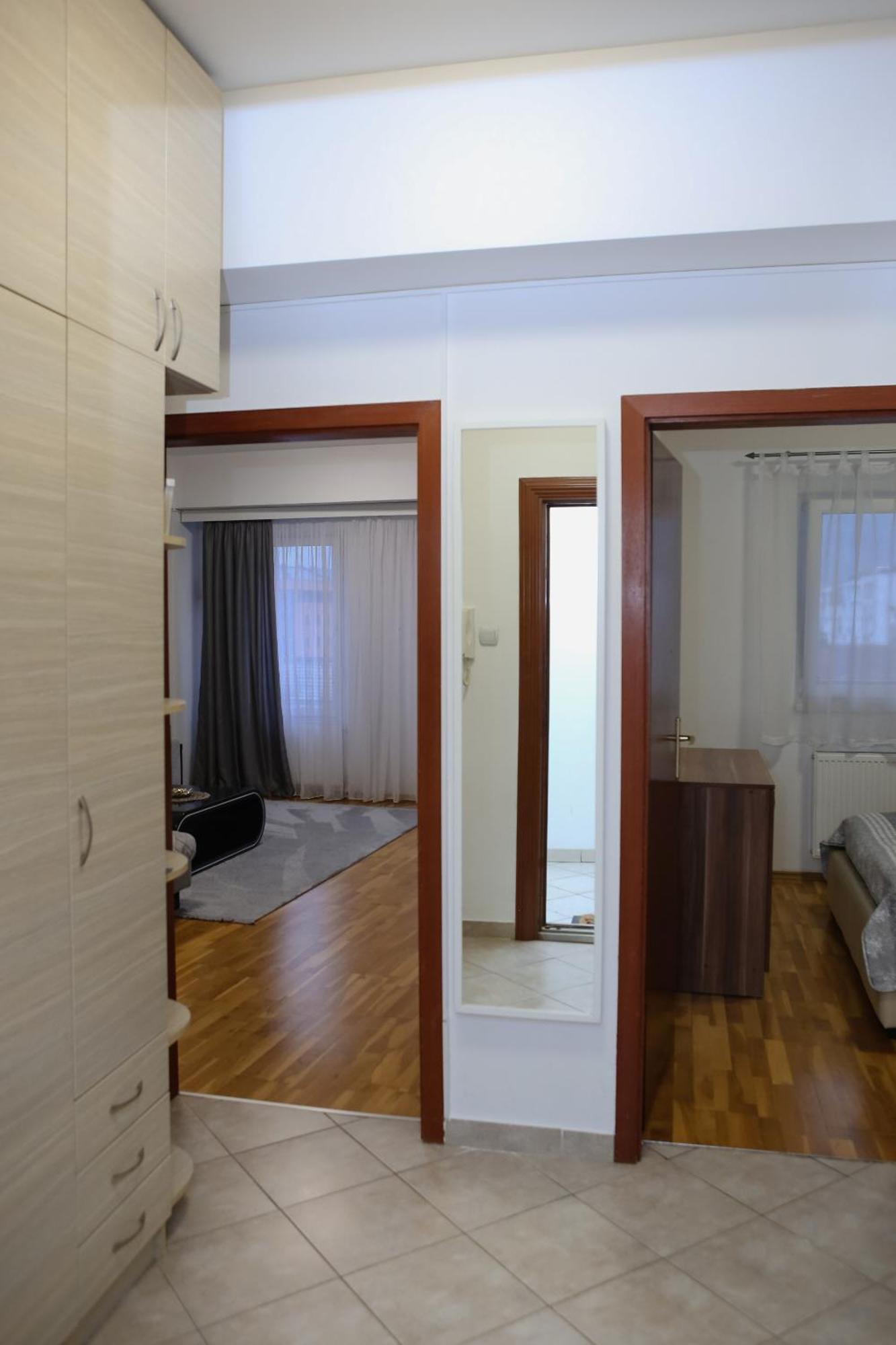 Iva Lux Stan Na Dan Apartment Баня Лука Екстериор снимка