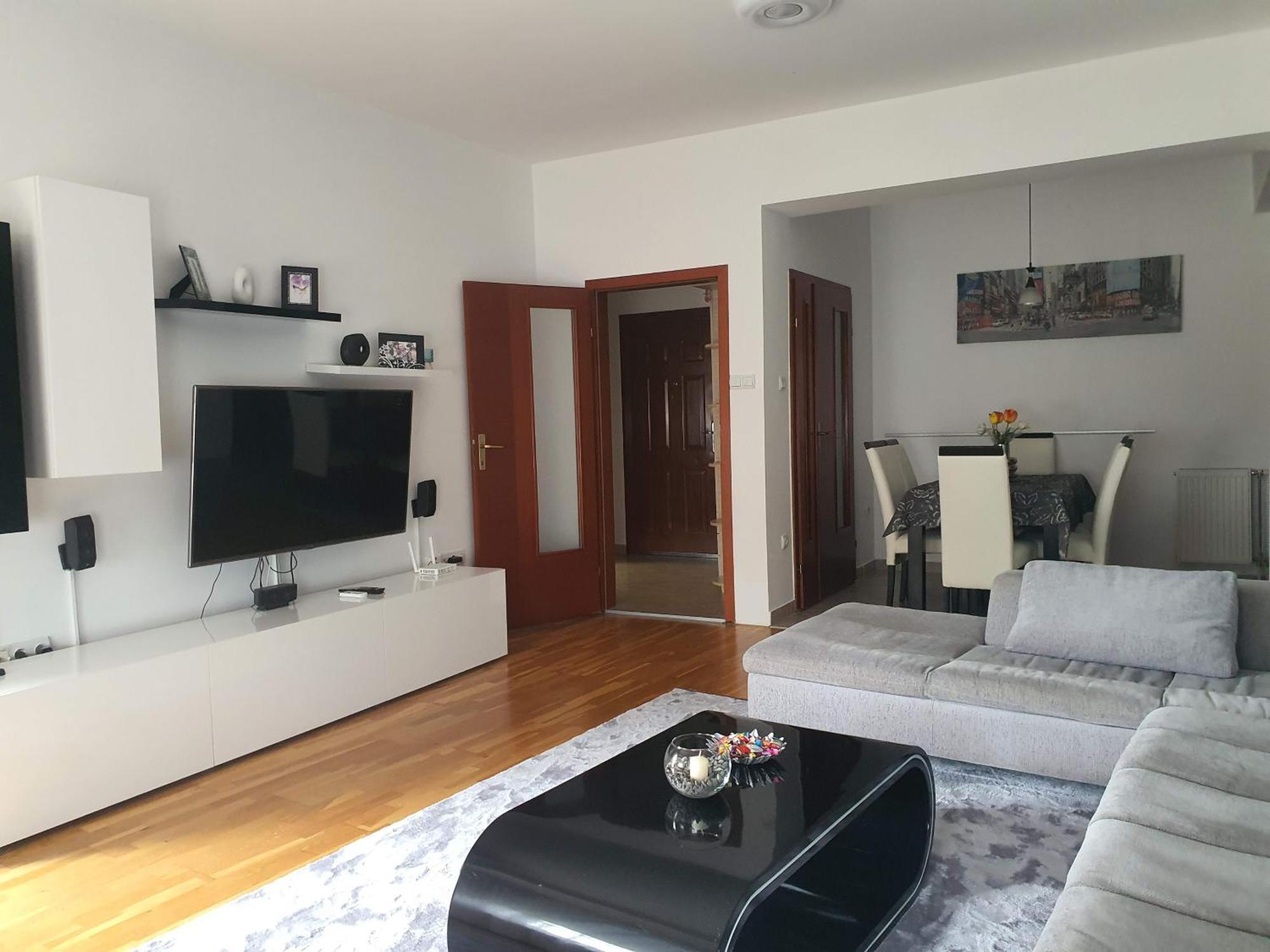 Iva Lux Stan Na Dan Apartment Баня Лука Екстериор снимка